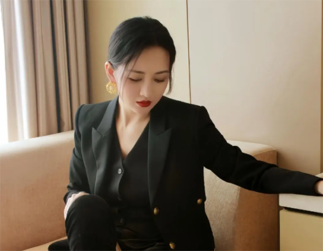 王鸥结婚的最大障碍,父母在小时候就离婚了,对爱情缺乏信心