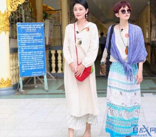 大S挎草莓包少女感爆棚 42岁的她看起来还不到24岁