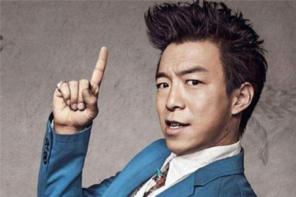 最有礼貌的明星推荐，你们心目中喜欢的爱豆也在里面吗？
