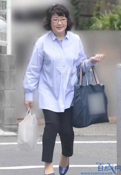 山口百惠如今变身大妈完全认不出，冻龄女神不存在求放过