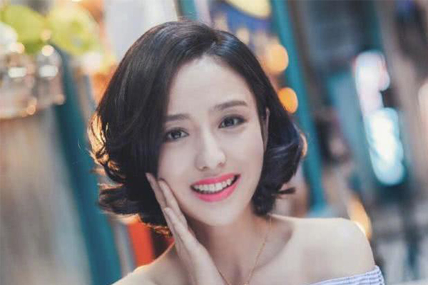 佟丽娅新剧角色人设被网友骂惨了，心疼佟丽娅