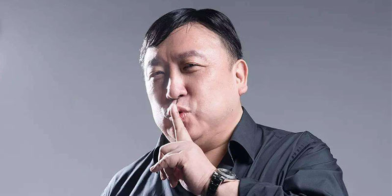 王晶怒斥幽灵场问题，现在还真有人会在电影行业这么做