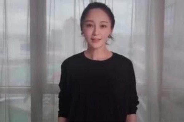 37岁姚笛近照