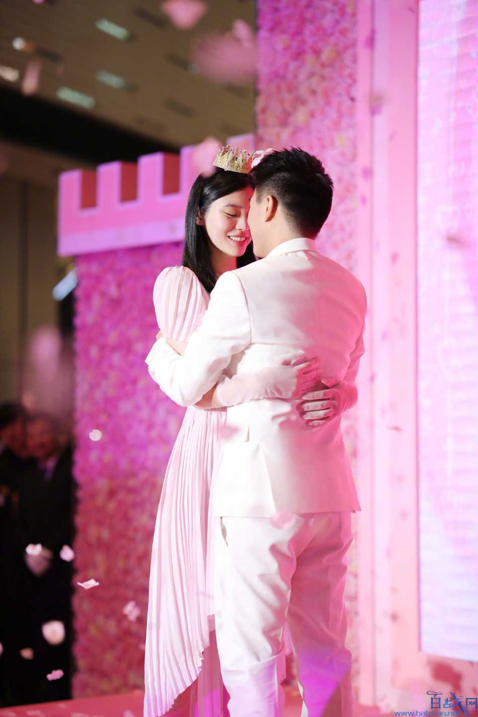 奚梦瑶现身戛纳