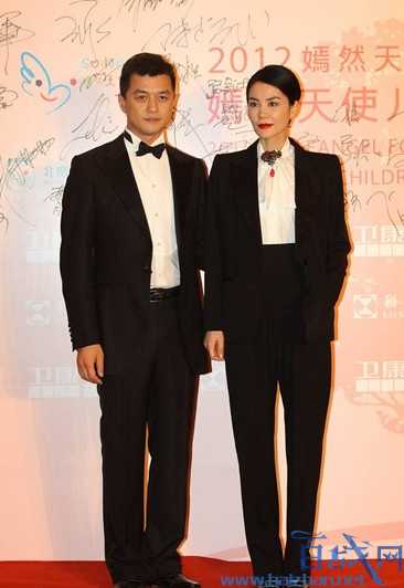 王菲和李亚鹏为什么离婚