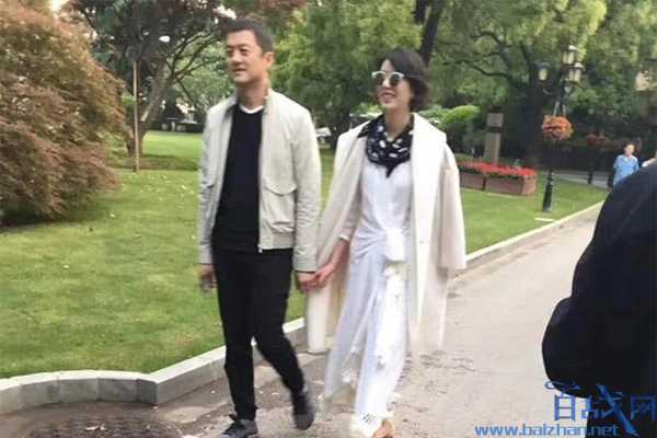 李亚鹏新女友身价500亿？二人曾笑容满面看楼盘状态好