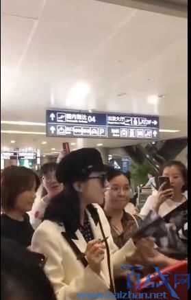 景甜回应被男粉摸手，细思恐极的她有“美少女战士”保护