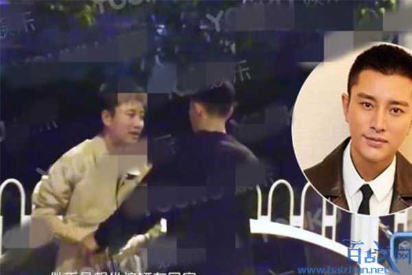 贾乃亮深夜买醉，意识迷糊独坐路边形单影只氛围略微凄凉