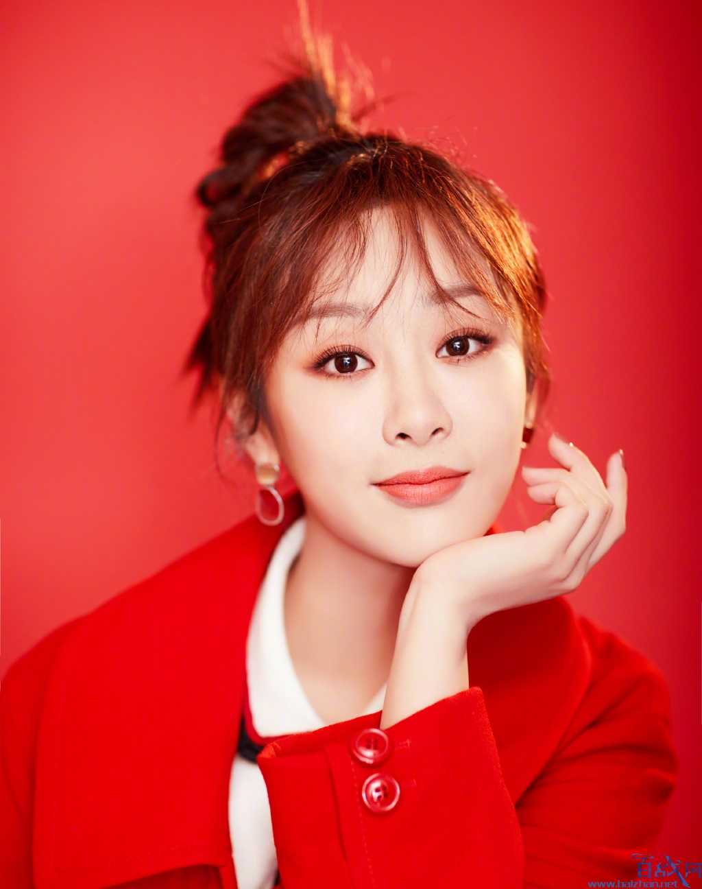 杨紫感叹童年时光